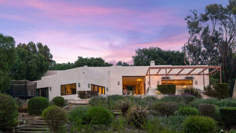 Hemsworth Brothers Malibu Beach House